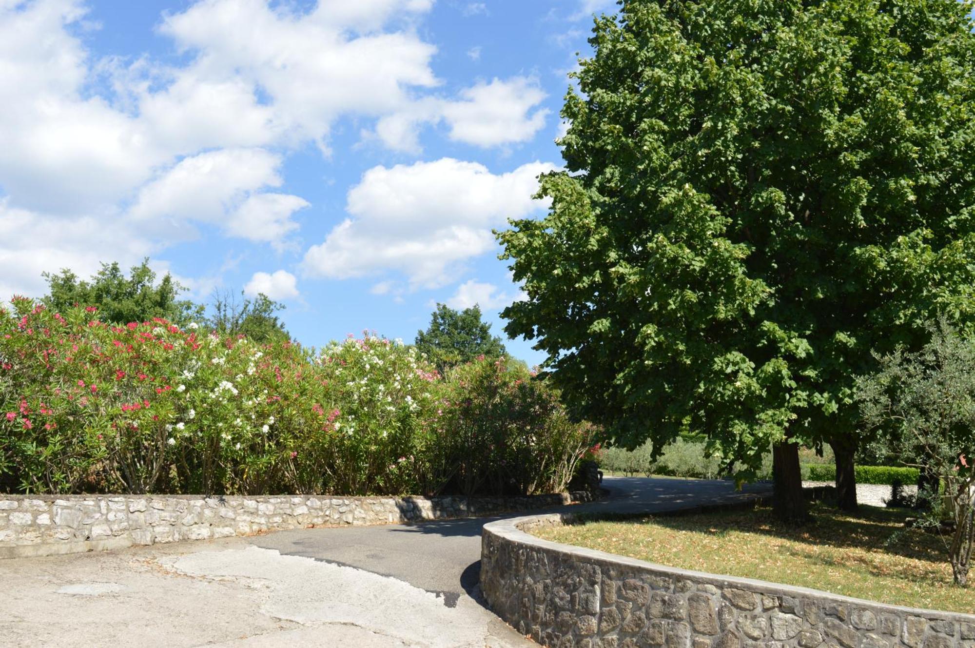 Le Moulin Villa Vallon-Pont-dʼArc Buitenkant foto